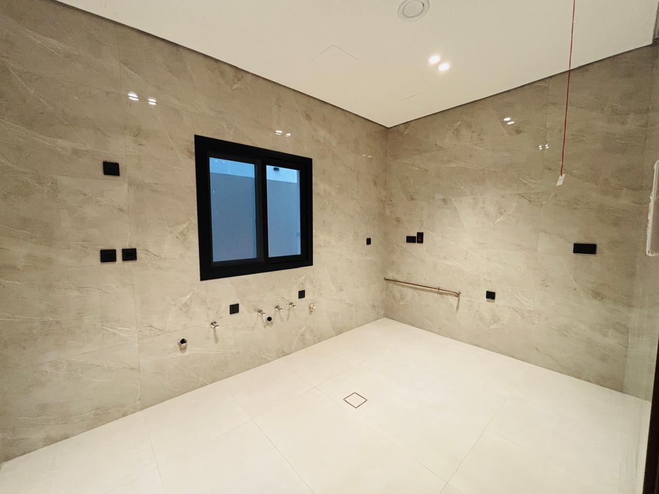 5BHK Luxury Villa in Tilal City